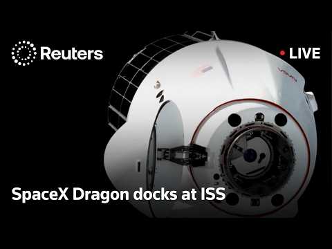 live:-spacex-dragon-docks-at-the-iss