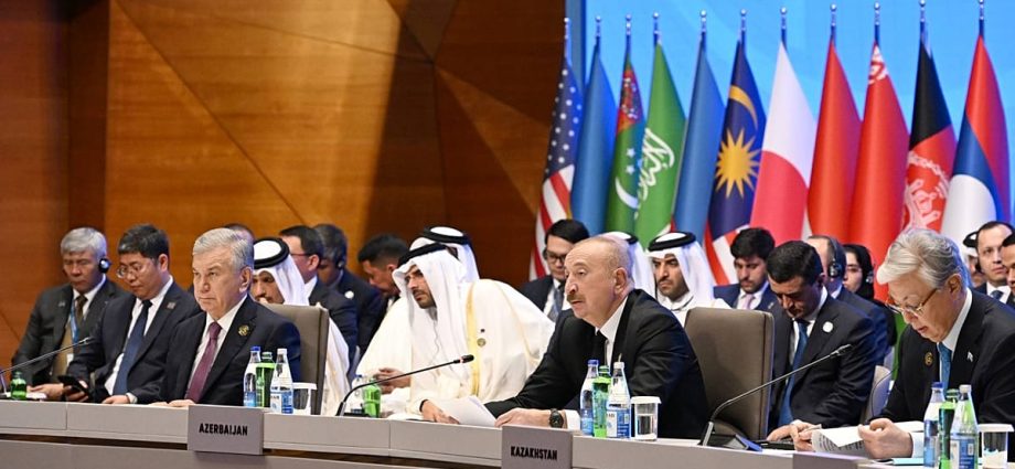azerbaijan-hosts-rare-summit-of-both-converging-and-opposing-middle-east-and-asian-leaders