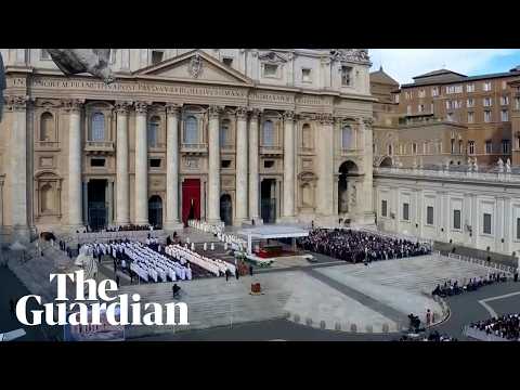 catholics-pray-around-the-world-for-the-pope’s-health