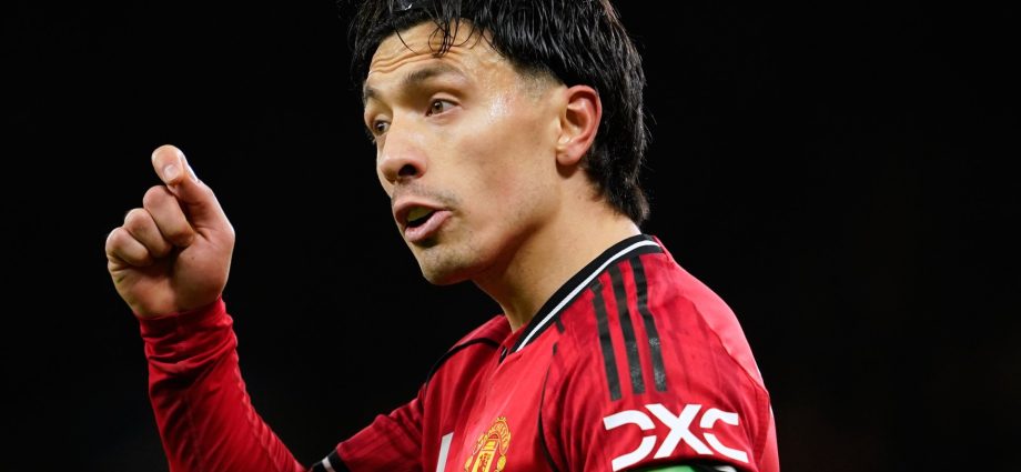 man-utd-veering-towards-crisis-as-man-city-cloud-hangs-over-premier-league