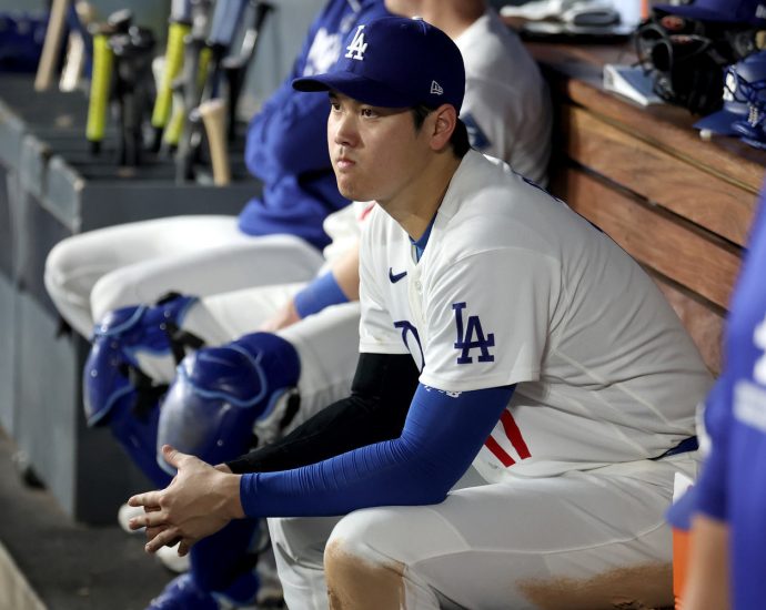 after-a-failed-world-series-bid,-dodgers-left-wondering-what-happened-to-their-season-and-star