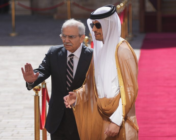 qatar-announces-‘massive’-solar-plant-project-in-lebanon