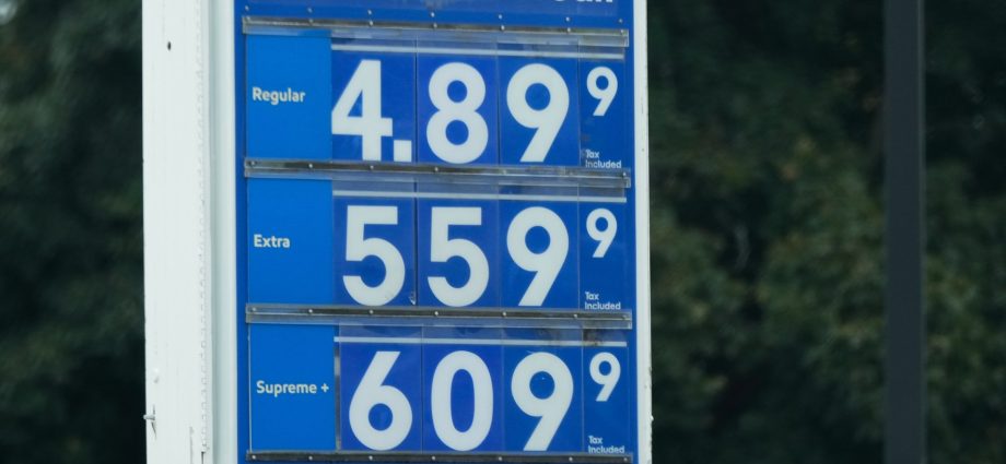 how-iran-messaging-highlights-cost-of-war-ahead-of-us-midterm-elections