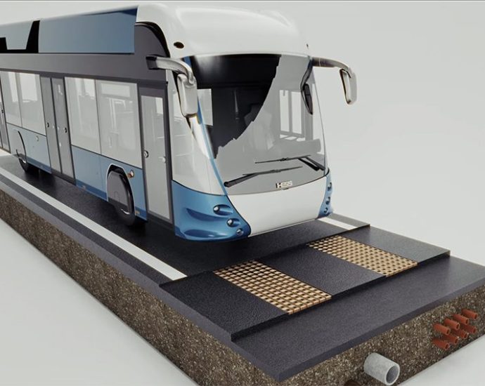 swiss-startup-develops-a-system-that-wirelessly-charges-electric-buses-through-their-tires