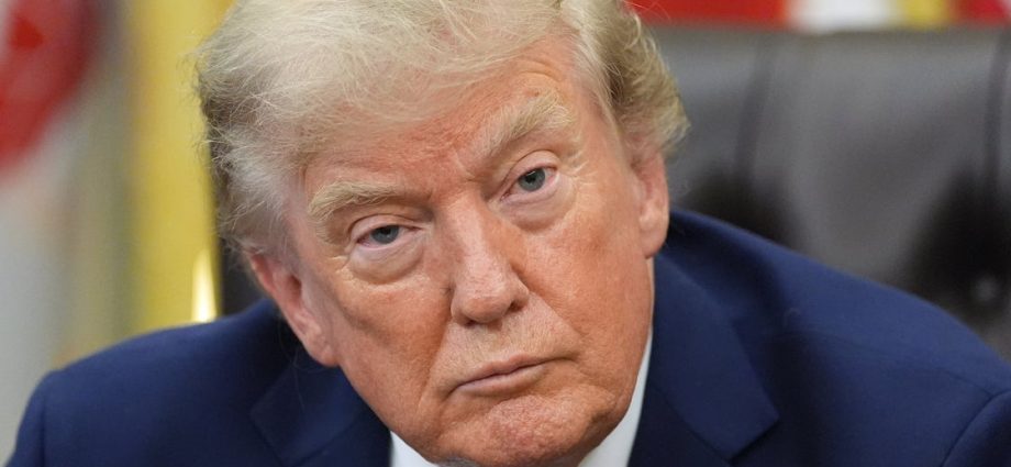 just-a-reminder-that-the-traitor-has-repeatedly-insulted-women-who-failed-the-bar