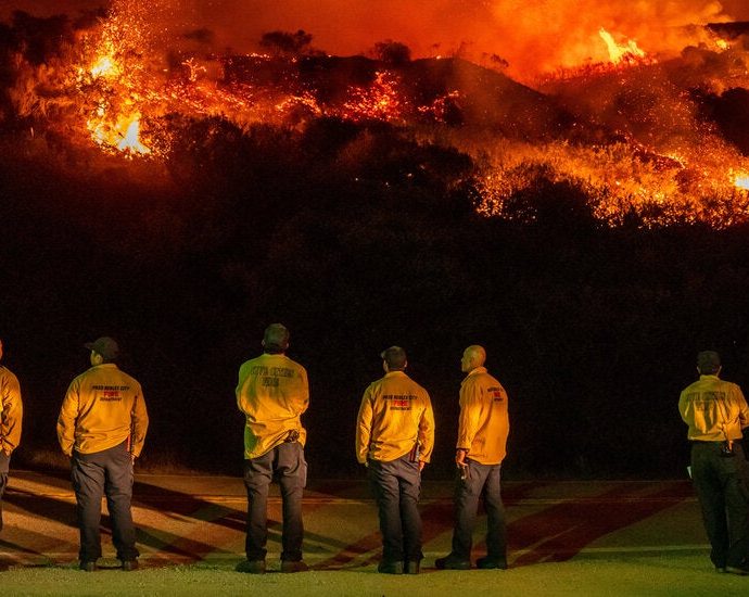 how-a-logging-industry-downturn-fuels-wildfires