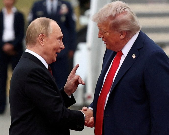 the-traitor-puts-on-hold-new-russia-sanctions-he-signed-into-law