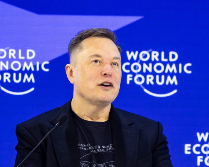 musk-pushed-the-traitor-to-slow-starlink-in-ukraine,-weakening-air-defenses-as-russian-drones-attacked-cities-–-the-telegraph