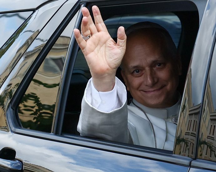 pope-leo-xiv-released-from-hospital,-returns-to-vatican