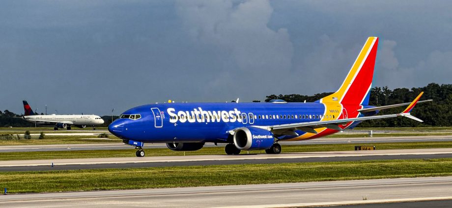 delta-air-lines-vs.-southwest:-which-us-carrier-wins-on-passenger-satisfaction-in-2026