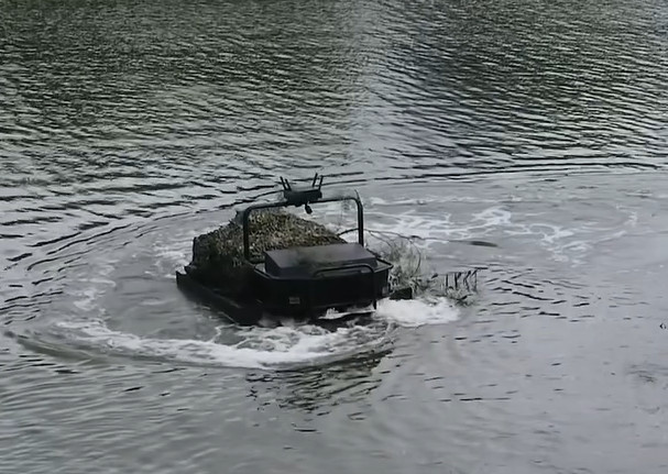 no-crew,-a-cargo-bed,-and-pontoons:-ukraine’s-mat1lda-robot-is-built-to-cross-water-with-400-kg