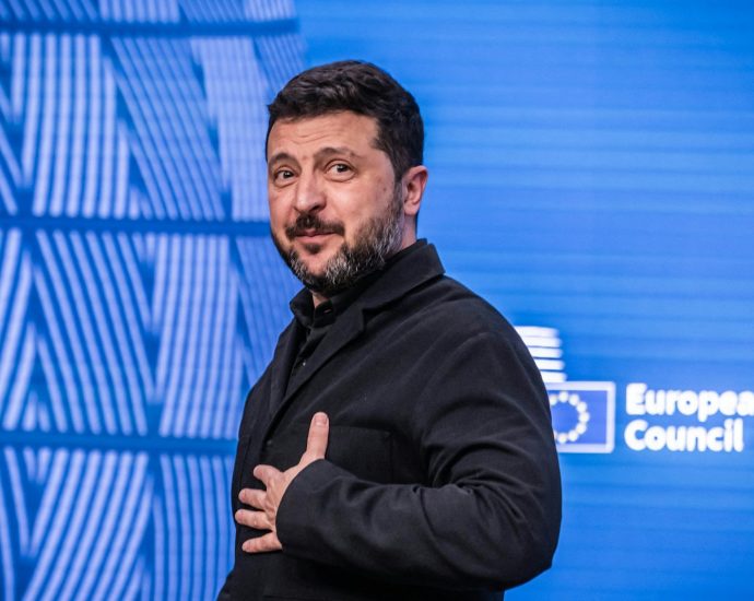 zelenskiy-smiles-as-entire-eu-summit-laughs-at-the-traitor