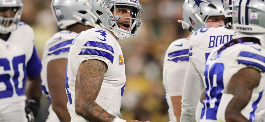 thanks-to-familiar-miscues,-the-dallas-cowboys-are-off-to-their-worst-start-in-years