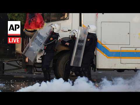 live:-anti-government-protests-in-albania