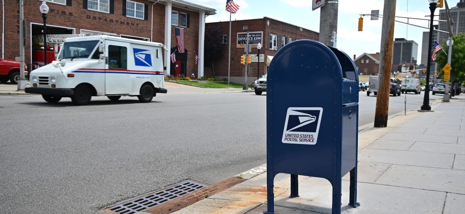 election-offices-in-at-least-32-states-have-received-suspicious-letters
