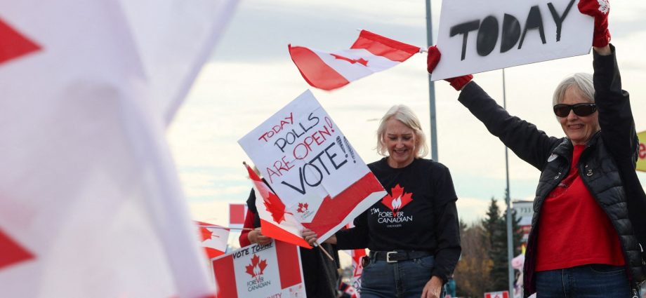 alberta-voters-reject-separation-from-canada,-early-results-show