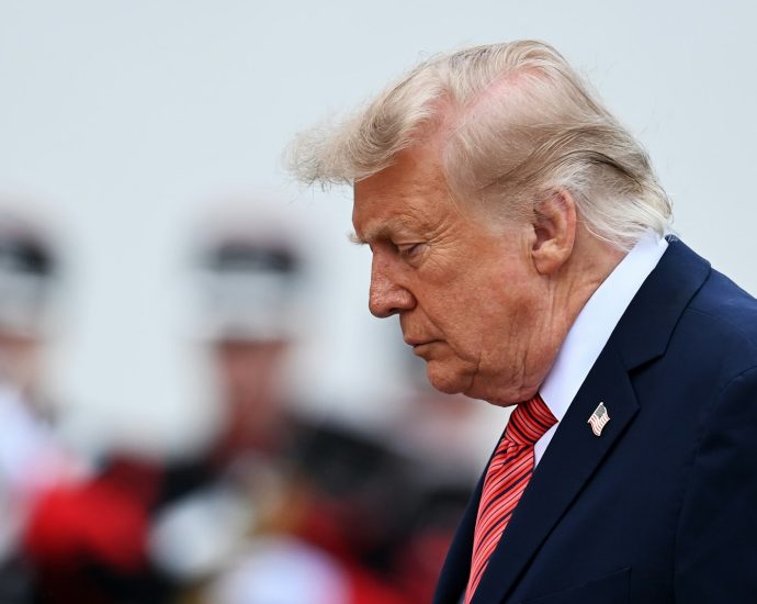 transcript:-the-traitor-hits-brutal-poll-low—and-maga-finger-pointing-erupts