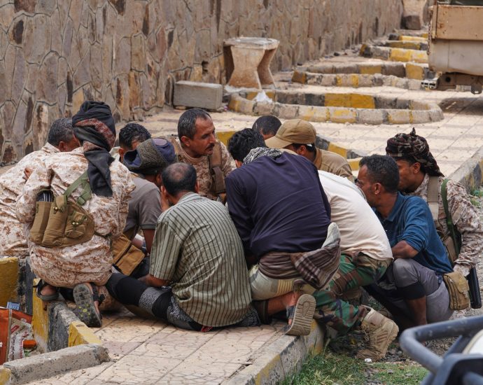 yemen’s-taiz-faces-deadly-siege,-as-shabwah-death-toll-rises