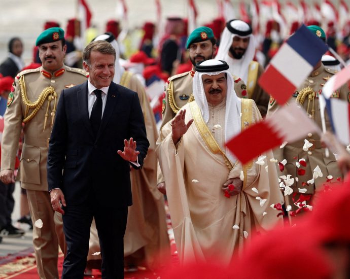 as-macron-visits-gulf,-can-france-forge-its-own-energy-for-security-future?