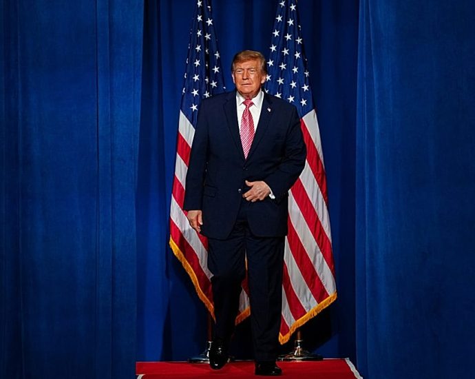 the-traitor’s-embrace-of-putin-roils-europe,-but-not-enough-to-break-with-the-us