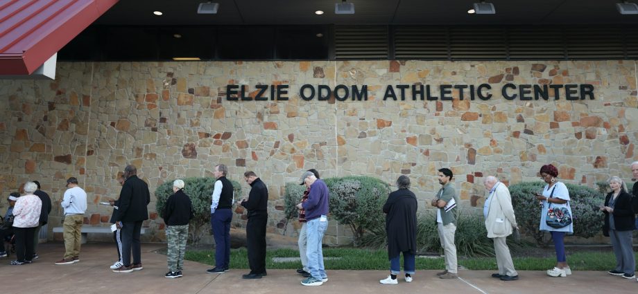 texas’s-5-biggest-counties-blow-early-voting-records-out-of-the-water
