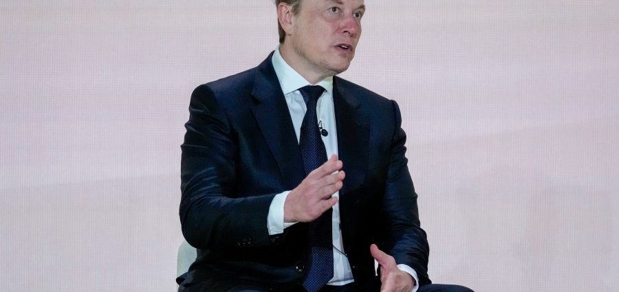 elon-musk-weighing-potential-merger-of-telsa-and-spacex
