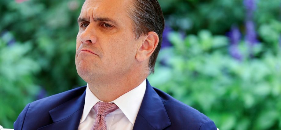 todd-blanche-says-doj-is-actually-supposed-to-run-at-president’s-whims