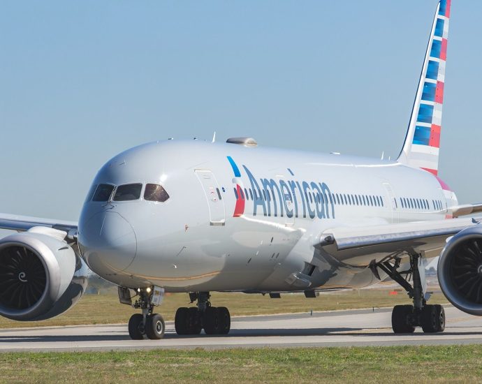 american-airlines-cancels-11-long-haul-routes-from-major-hub:-see-full-list-now