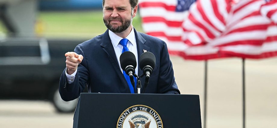 jd-vance-is-america’s-worst-insult-comedian