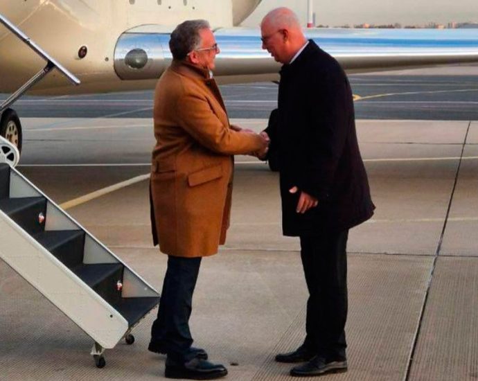 witkoff-asks-putin-to-resume-three-way-ukraine-peace-talks,-secures-release-of-us.-citizen