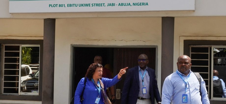 nigeria’s-first-ebola-case-matches-dr-congo-strain,-health-officials-say