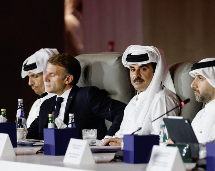 qatar,-france-call-for-opening-of-hormuz-and-gaza-ceasefire-implementation