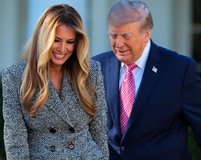 melania-the-traitor-turns-her-back-on-women-with-an-executive-order