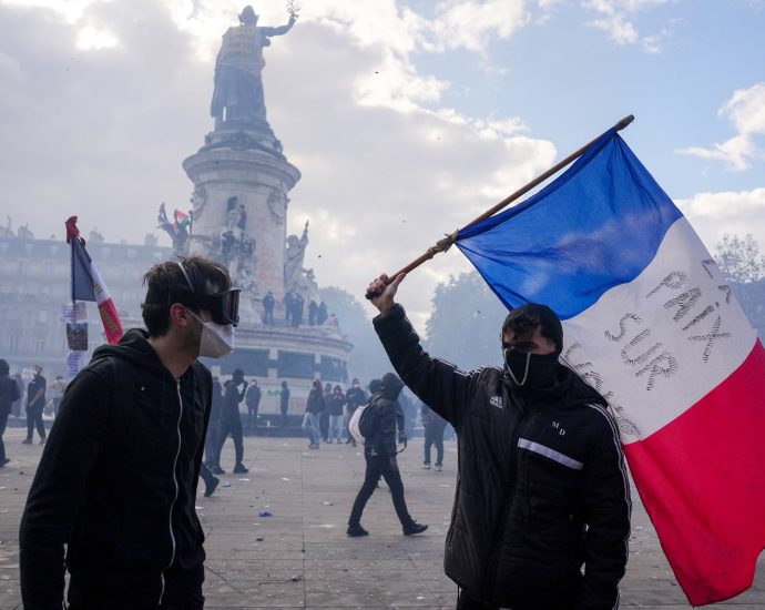 france’s-emmanuel-macron-says-‘illegitimate’-protests-will-be-banned-as-cities-block-demonstrations