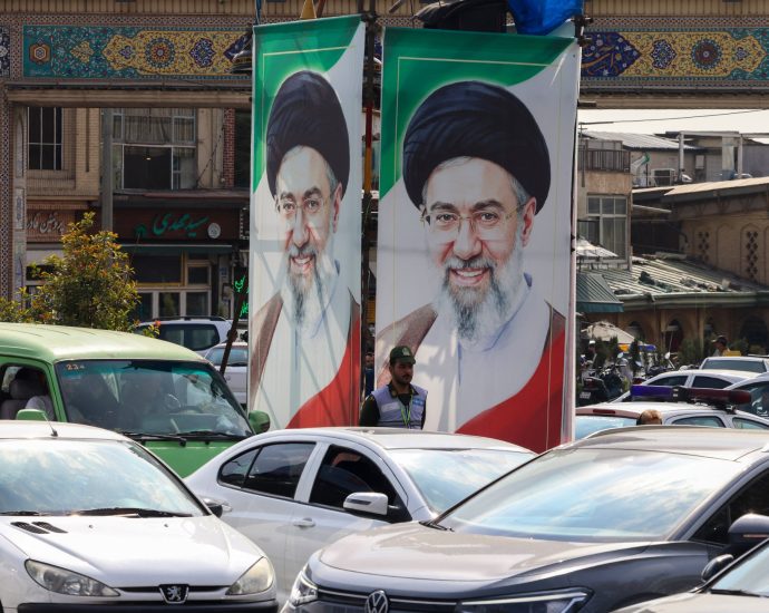 iran-reveals-‘offensive’-doctrine,-us-issues-alert:-is-war-imminent?