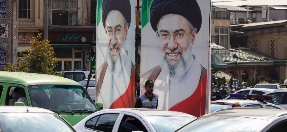 iran-reveals-‘offensive’-doctrine,-us-issues-alert:-is-war-imminent?