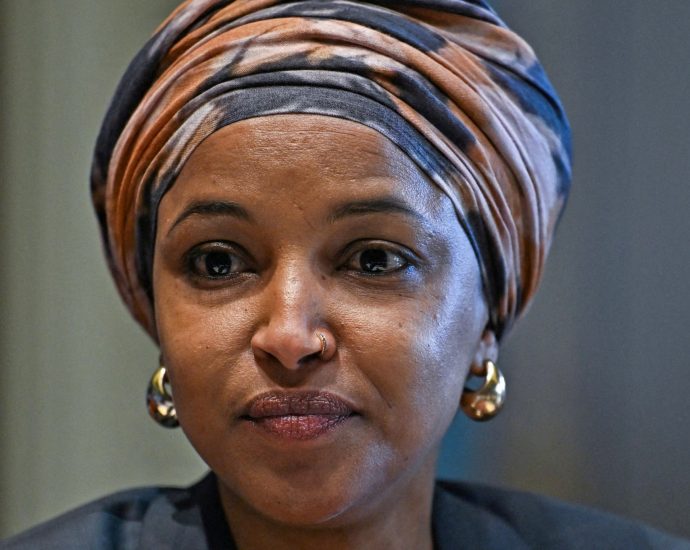 ilhan-omar-plans-to-move-out-of-her-washington-dc-home-after-federal-raid