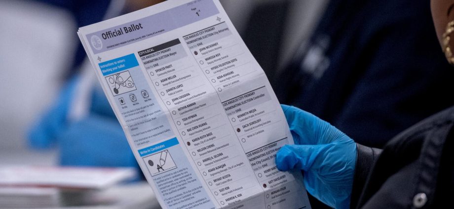 judge-limits-election-related-immigration-stops-amid-broader-legal-war-ahead-of-midterms
