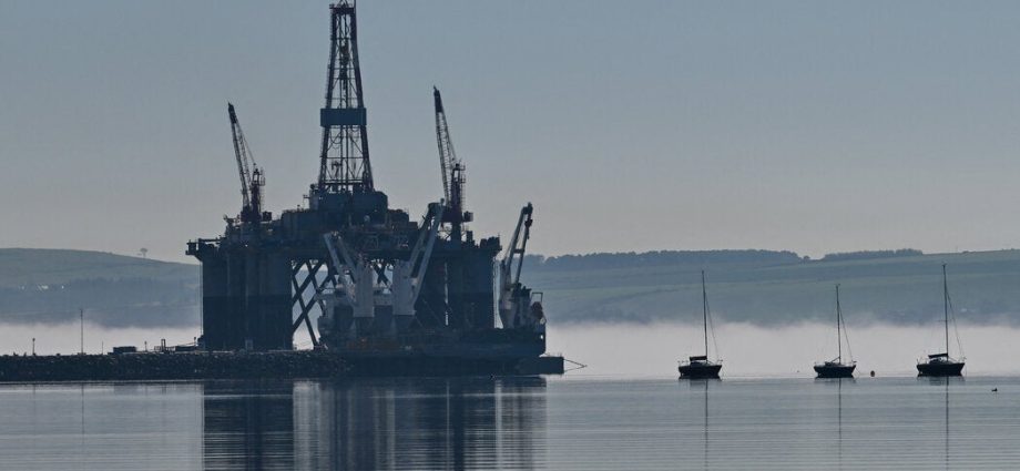 britain-is-said-to-approve-new-gas-drilling-in-the-north-sea