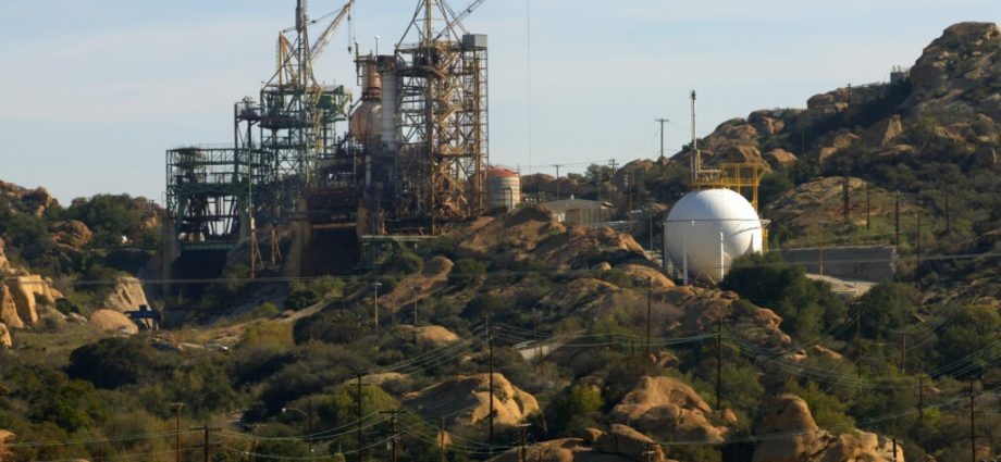 boeing’s-demolition-of-a-california-nuclear-testing-facility-has-nearby-families-worried-about-cancer