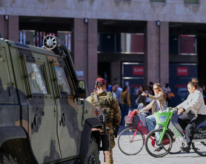 security-forces-deploy-as-milan-braces-for-another-day-of-protests