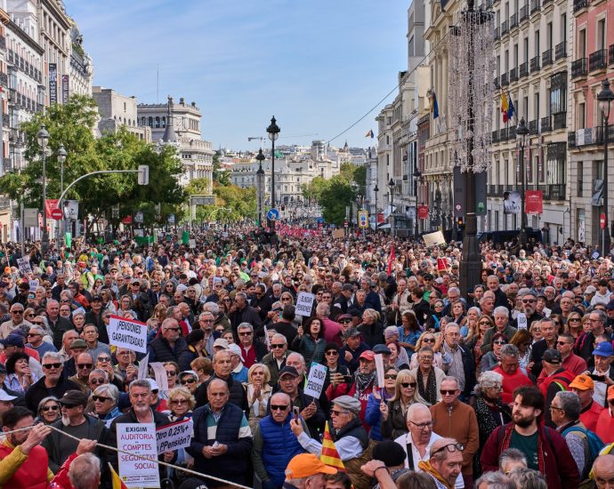 about-25,000-rally-in-madrid-in-support-of-spain’s-state-pension-scheme