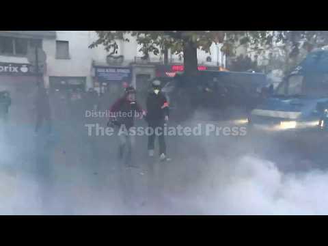 clashes-erupt-in-paris-as-mass-march-draws-to-close