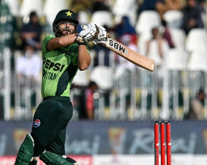 pakistan-axe-shan-masood-from-sri-lanka-test-squad-as-agha,-rizwan-return