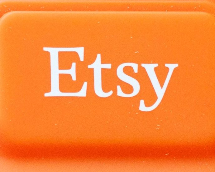 etsy-cracks-down-on-ai-generated-content-after-marketplace-flooded-with-‘ai-slop’