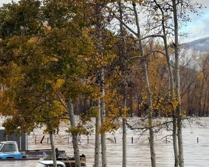 severe-flooding-in-the-four-corners-region-triggers-rooftop-rescues-and-evacuation-orders