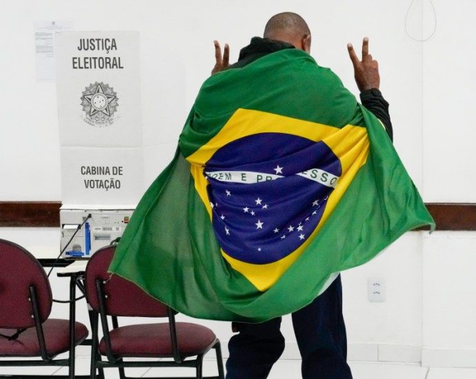 brazil-election-results-2026-live:-top-court-extends-voting-for-two-hours