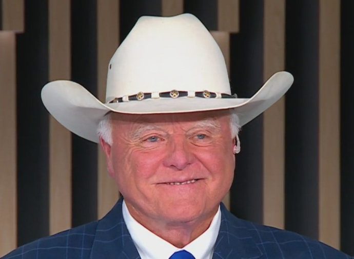 texas-agriculture-commissioner:-gop-could-pay-price-for-data-center-push