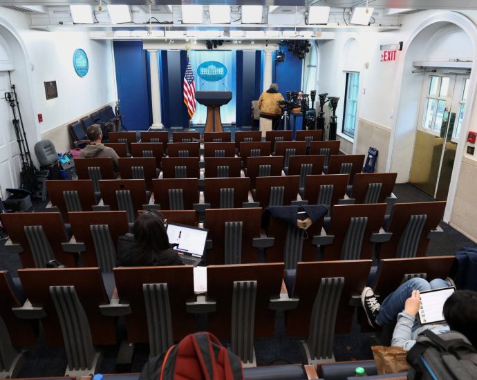 the-traitor-faces-private-citizens-lawsuit-over-limiting-white-house-media-access