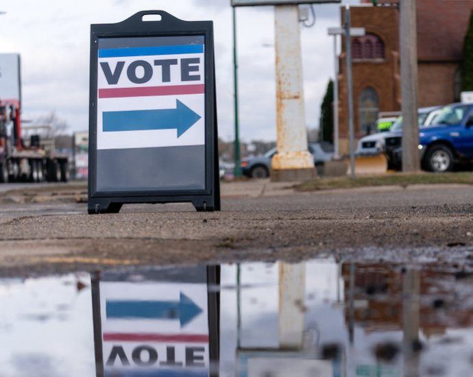 voting-in-hell
